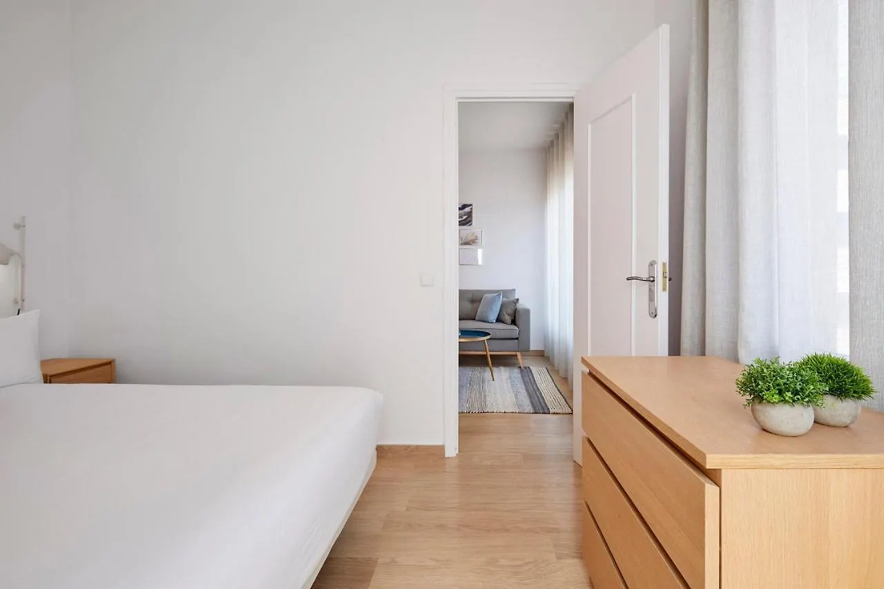 Fisa Rentals Aribau Barcelona 0*,  Spain