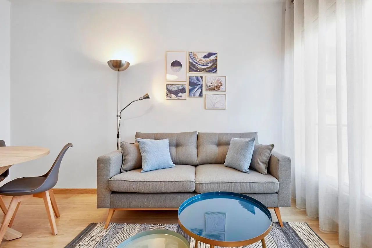 Apartment Fisa Rentals Aribau Barcelona Spain
