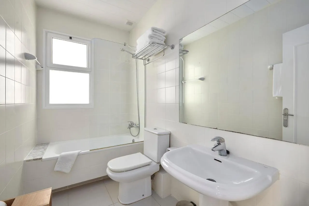 Fisa Rentals Aribau Barcelona Apartment