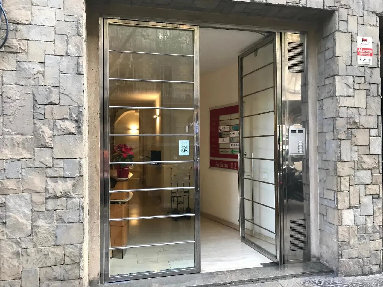 Fisa Rentals Aribau Barcelona 0*,